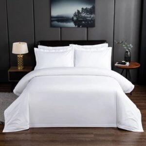 100% Plain White Stock Cotton Bedsheet in Aba, Abia state